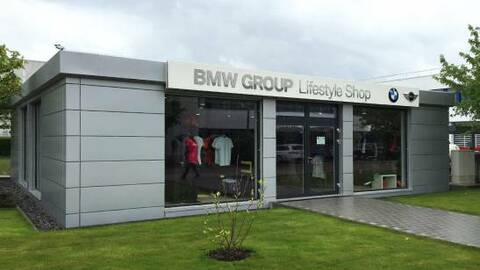 Verkaufscontainer für BMW Werk Regensburg