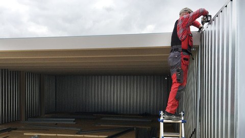 Nicht-isolierte Halle im modularen Systembau