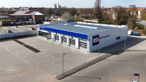 Stahlhallen mit Hacobau bauen