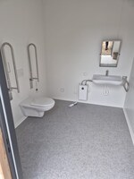 Sanitärcontainer von Hacobau GmbH innen