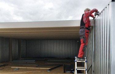 Nicht-isolierte Halle im modularen Systembau
