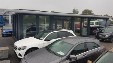 Verkaufspavillon gebaut von Hacobau für Mercedes Autohaus Assenheimer
