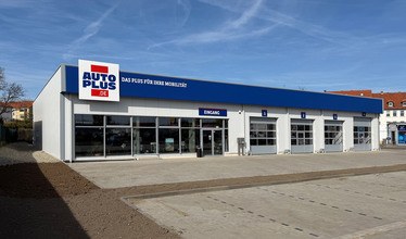 Werkstatthallen - Autoplus AG erweitert Standortnetz mit neuer Stahlhalle / Werkstatthalle